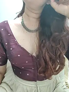 Brown Maxi online show from 16, 6, 2026