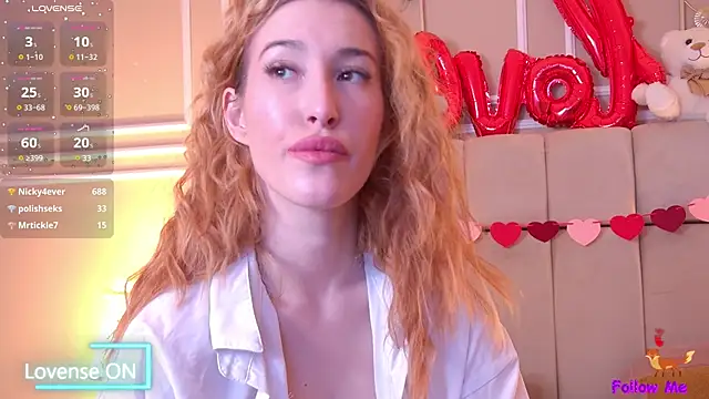 SerenaBennet online show from 14, 2, 2025