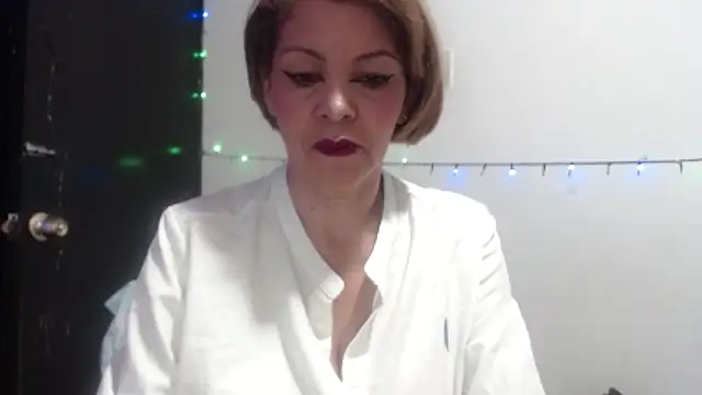 electra-mommy online show from 10, 6, 2026