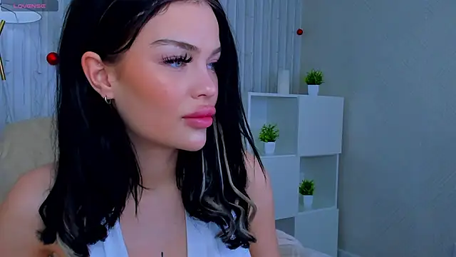 Angel Sapphire  online show from 21, 12, 2024