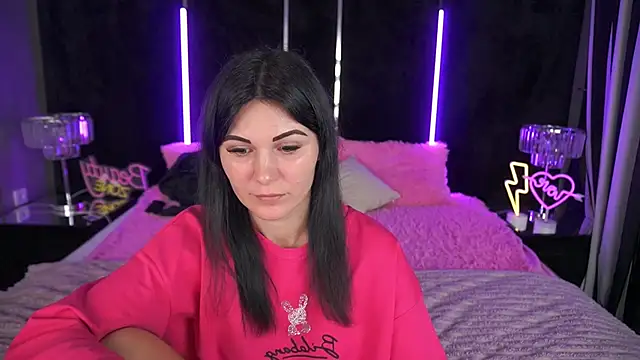 Snapshot of SonnyKage chatting on 1, 2, 2025 SonnyKage online show from 1, 2, 2025