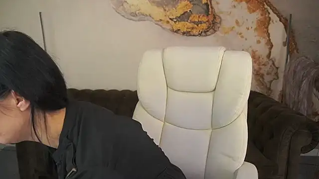 Snapshot of SonnyKage chatting on 4, 2, 2025 SonnyKage online show from 4, 2, 2025