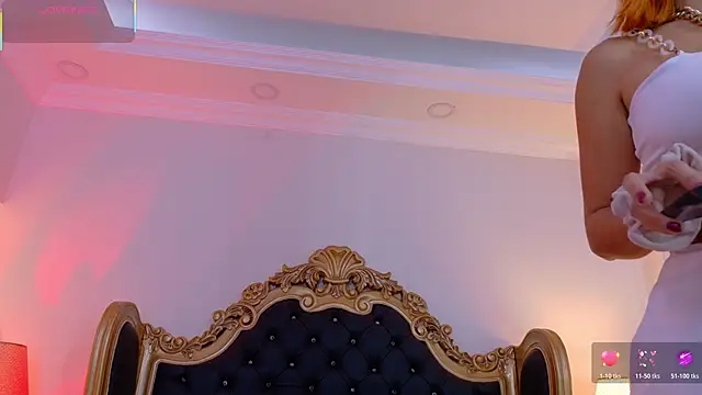 Snapshot of AdelinaVans chatting on 11, 3, 2026 AdelinaVans online show from 11, 3, 2026