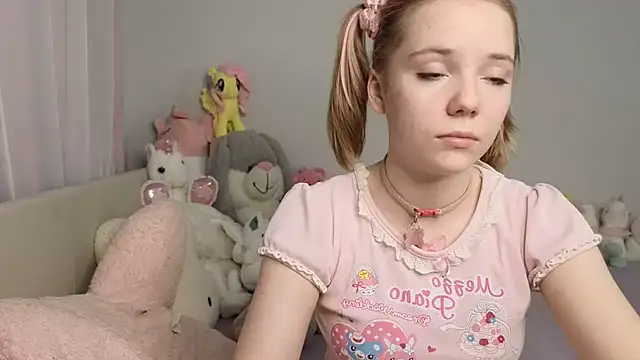 Snapshot of PrincessLittleKiki chatting on 25, 7, 2026 PrincessLittleKiki online show from 25, 7, 2026