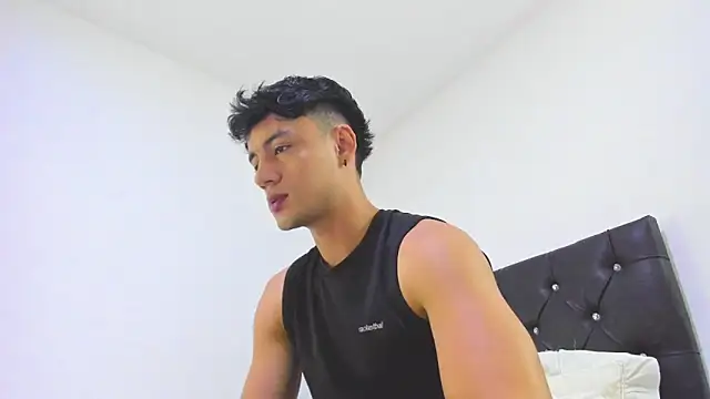 Sebastian-Dash online show from 21, 2, 2025