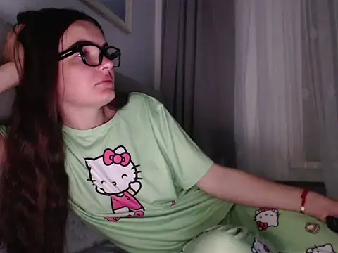  JustmeHere  online show from 2, 10, 2025