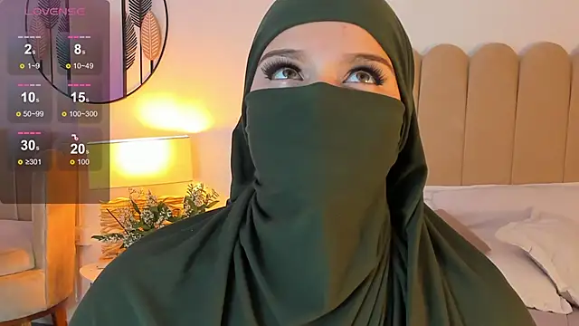 anna-henao online show from 23, 1, 2025