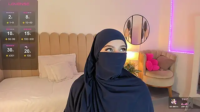 anna-henao online show from 10, 3, 2025