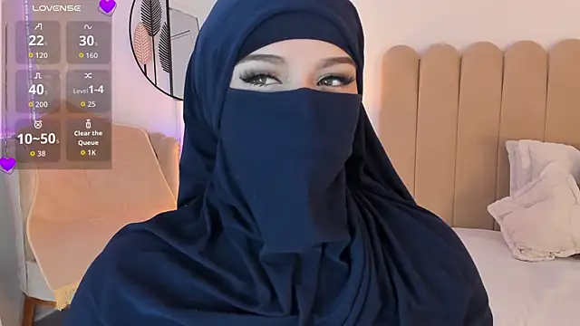 anna-henao online show from 11, 9, 2025