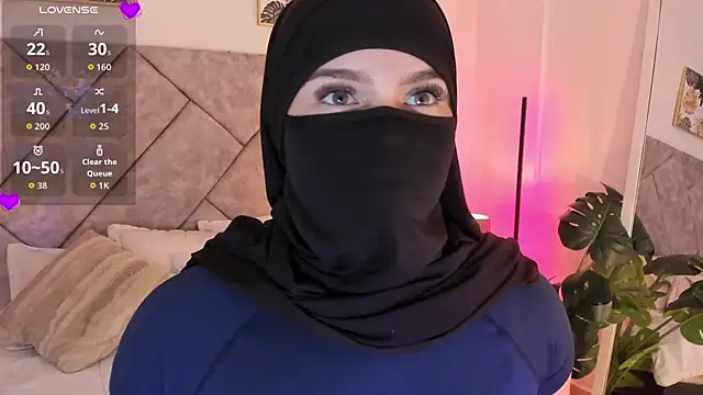 anna-henao online show from 13, 10, 2025