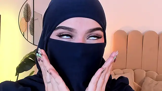 Snapshot of anna-henao chatting on 3, 6, 2026 anna-henao online show from 3, 6, 2026