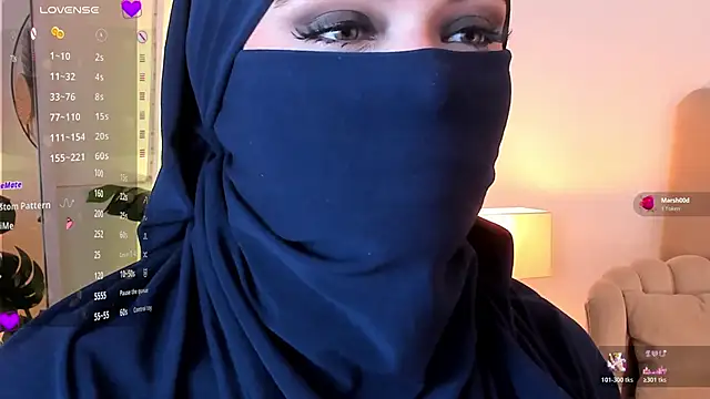 Snapshot of anna-henao chatting on 6, 6, 2026 anna-henao online show from 6, 6, 2026