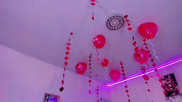 naomy  xx online show from 20, 2, 2025