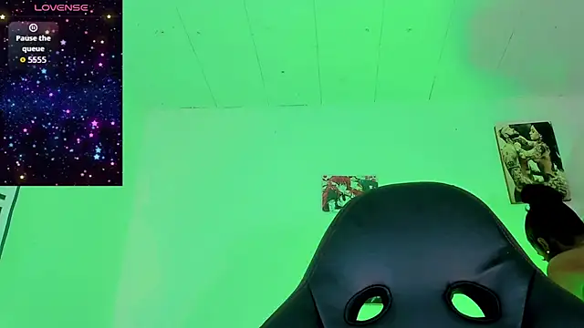 naomy  xx online show from 10, 9, 2025