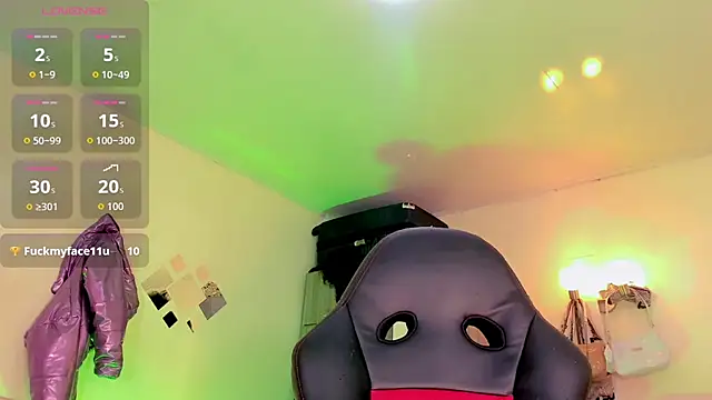 naomy  xx online show from 29, 4, 2026