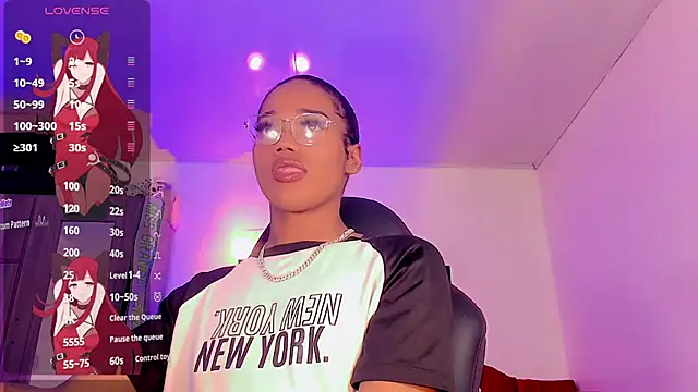 naomy  xx online show from 16, 7, 2026