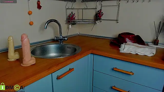 mira robinsonnn online show from 11, 2, 2025