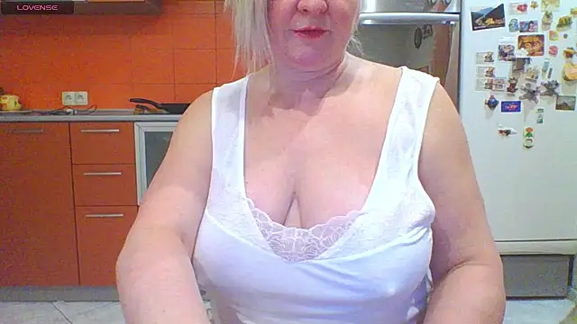 mira robinsonnn online show from 12, 2, 2026