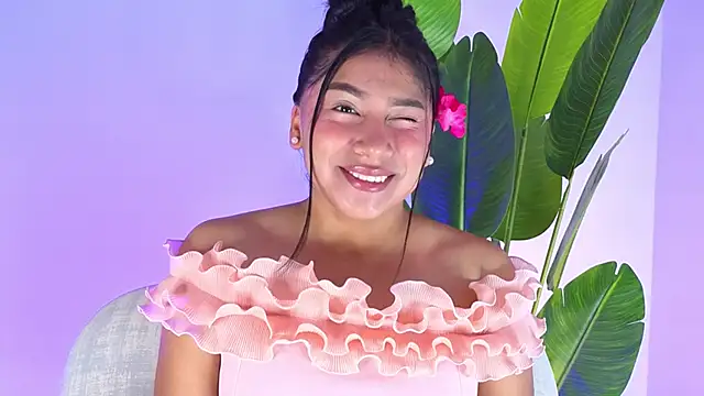 LinnaGardenia online show from 30, 4, 2026