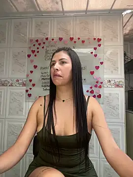 Snapshot of Alanna_atm_ chatting on 16, 1, 2025 Alanna atm online show from 16, 1, 2025