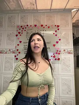 Snapshot of Alanna_atm_ chatting on 10, 2, 2025 Alanna atm online show from 10, 2, 2025