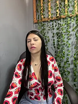 Snapshot of Alanna_atm_ chatting on 14, 3, 2025 Alanna atm online show from 14, 3, 2025