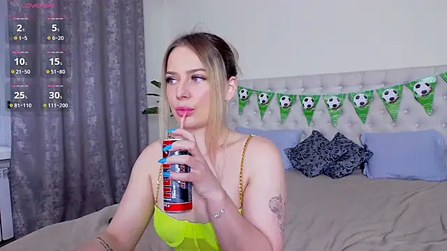 TamarraFox online show from 19, 7, 2026