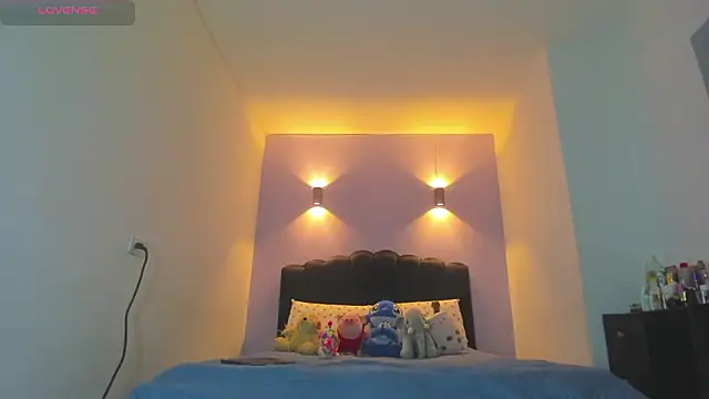 Sofia Clauss  online show from 14, 3, 2026