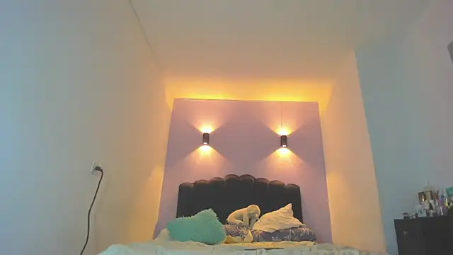 Snapshot of Sofia_Clauss_ chatting on 3, 5, 2026 Sofia Clauss online show from 3, 5, 2026