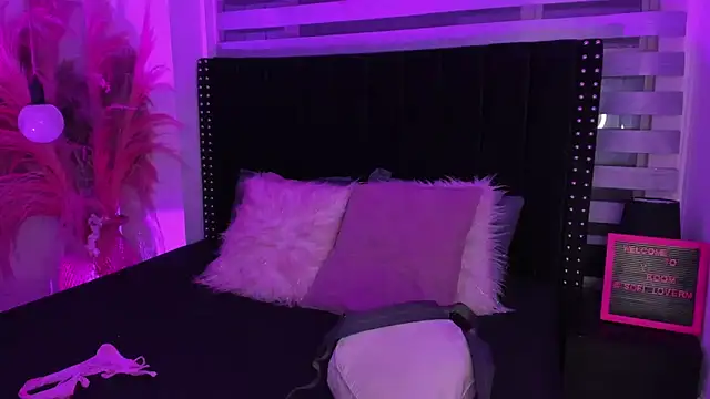 Sofiia-Rubb online show from 31, 1, 2025