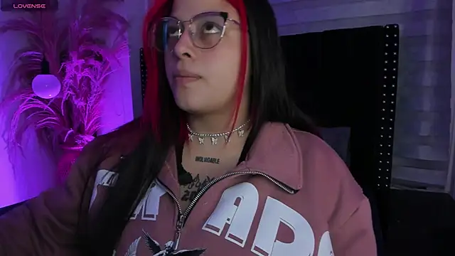 Sofiia-Rubb online show from 5, 10, 2025