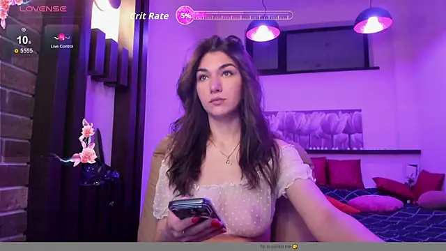 MonicaVii online show from 6, 4, 2026