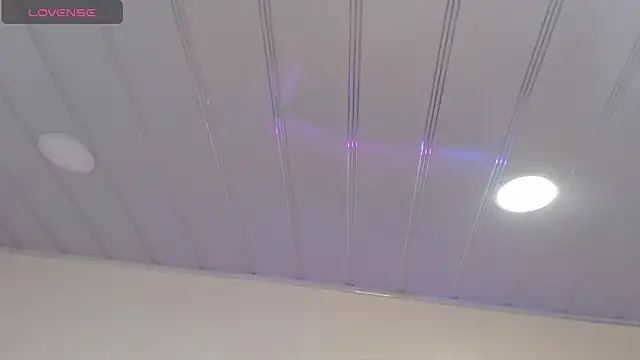 candy lux  online show from 20, 4, 2026