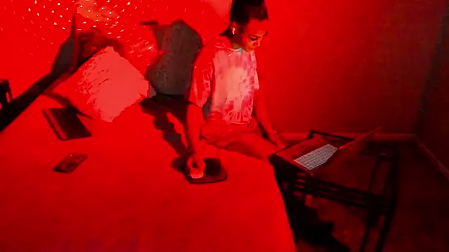 yiauana online show from 22, 2, 2025