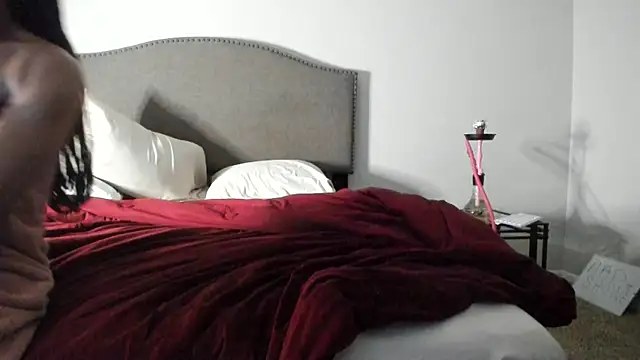 yiauana online show from 22, 9, 2025