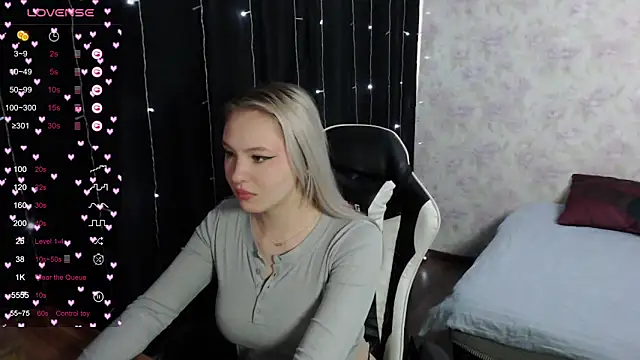 VikaPowers online show from 11, 3, 2025