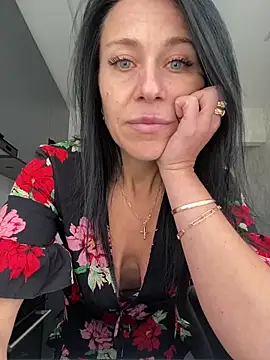 CuteNata online show from 9, 10, 2025