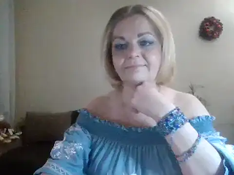 Snapshot of SofiyaPetrova chatting on 10, 2, 2025 SofiyaPetrova online show from 10, 2, 2025