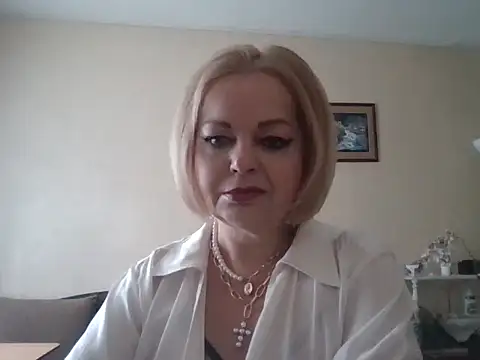 Snapshot of SofiyaPetrova chatting on 23, 10, 2025 SofiyaPetrova online show from 23, 10, 2025