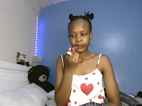 Snapshot of cyberbunnie chatting on 23, 11, 2025 cyberbunnie online show from 23, 11, 2025