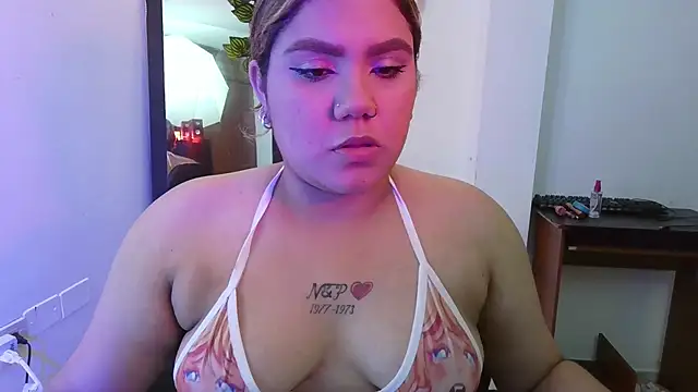 Snapshot of moon_sunflower chatting on 5, 6, 2026 moon sunflower online show from 5, 6, 2026