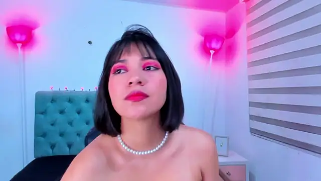 lina bedoya  online show from 16, 1, 2025