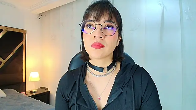 Snapshot of lina_bedoya_ chatting on 14, 5, 2026 lina bedoya online show from 14, 5, 2026