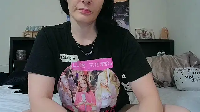 CrystalLakeXO online show from 11, 10, 2025