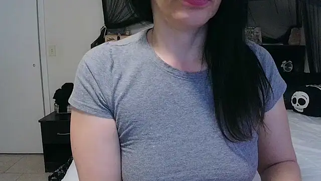 CrystalLakeXO online show from 24, 4, 2026