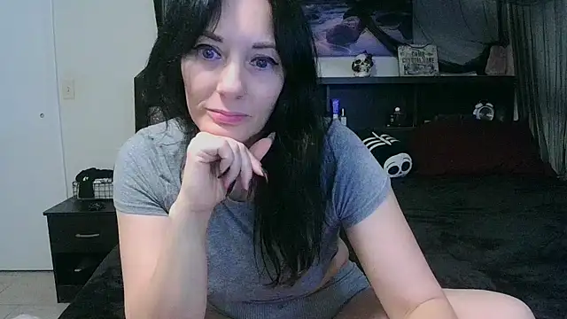 CrystalLakeXO online show from 26, 4, 2026