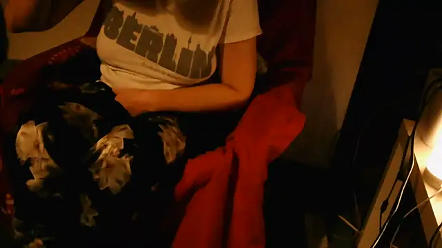 Snapshot of Everydayonli chatting on 26, 10, 2025 Everydayonli online show from 26, 10, 2025