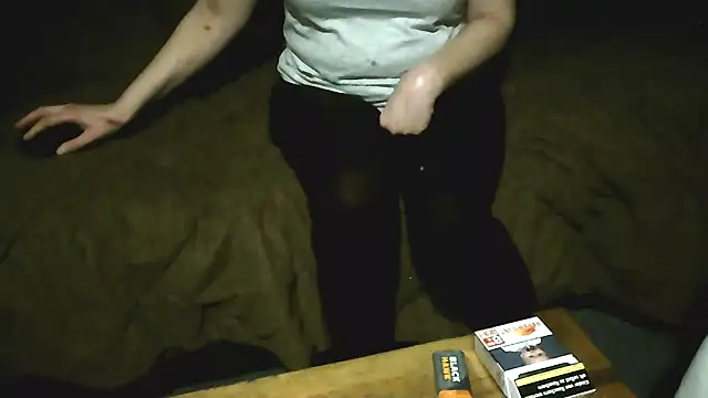 Snapshot of Everydayonli chatting on 8, 3, 2026 Everydayonli online show from 8, 3, 2026