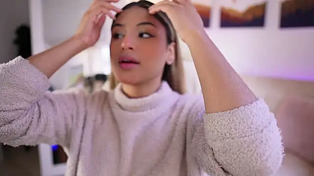 SaraParisi online show from 18, 2, 2025