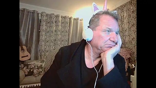 Snapshot of coryassman chatting on 4, 12, 2024 coryassman online show from 4, 12, 2024